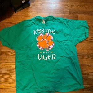Green Clemson Tiger Graphic T-Shirt $10